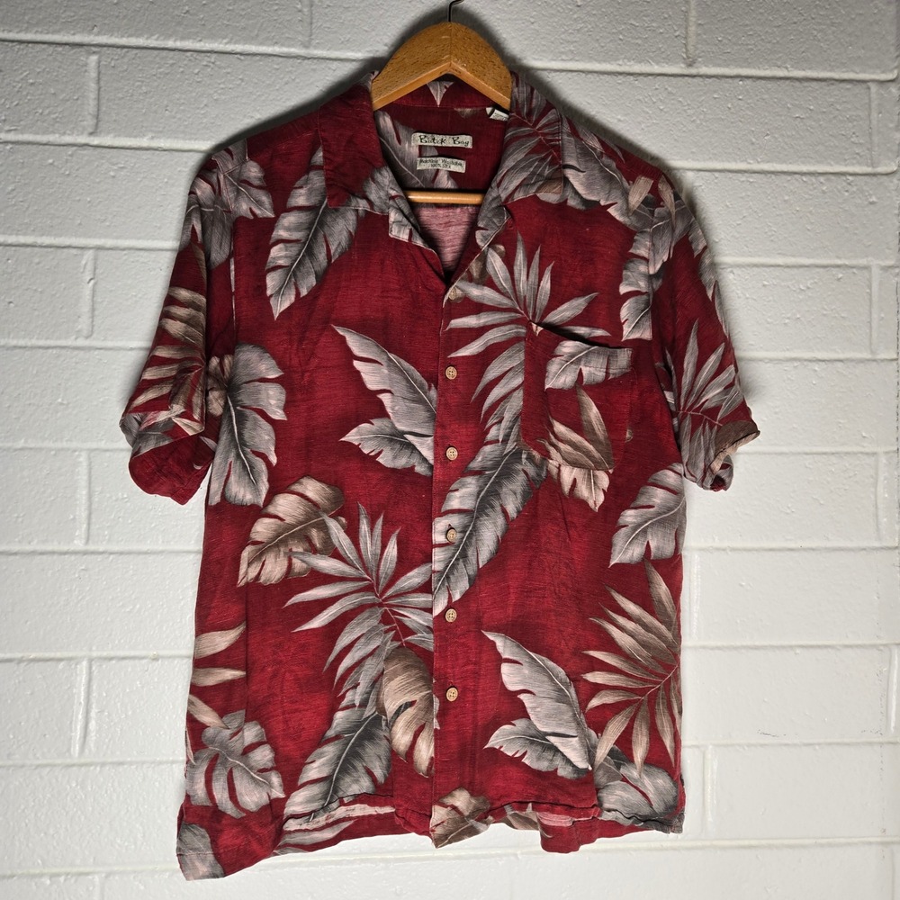 Batik Bay Button Down Shirt Mens Large Red 100% Silk Tropical Aloha Hawaiian
